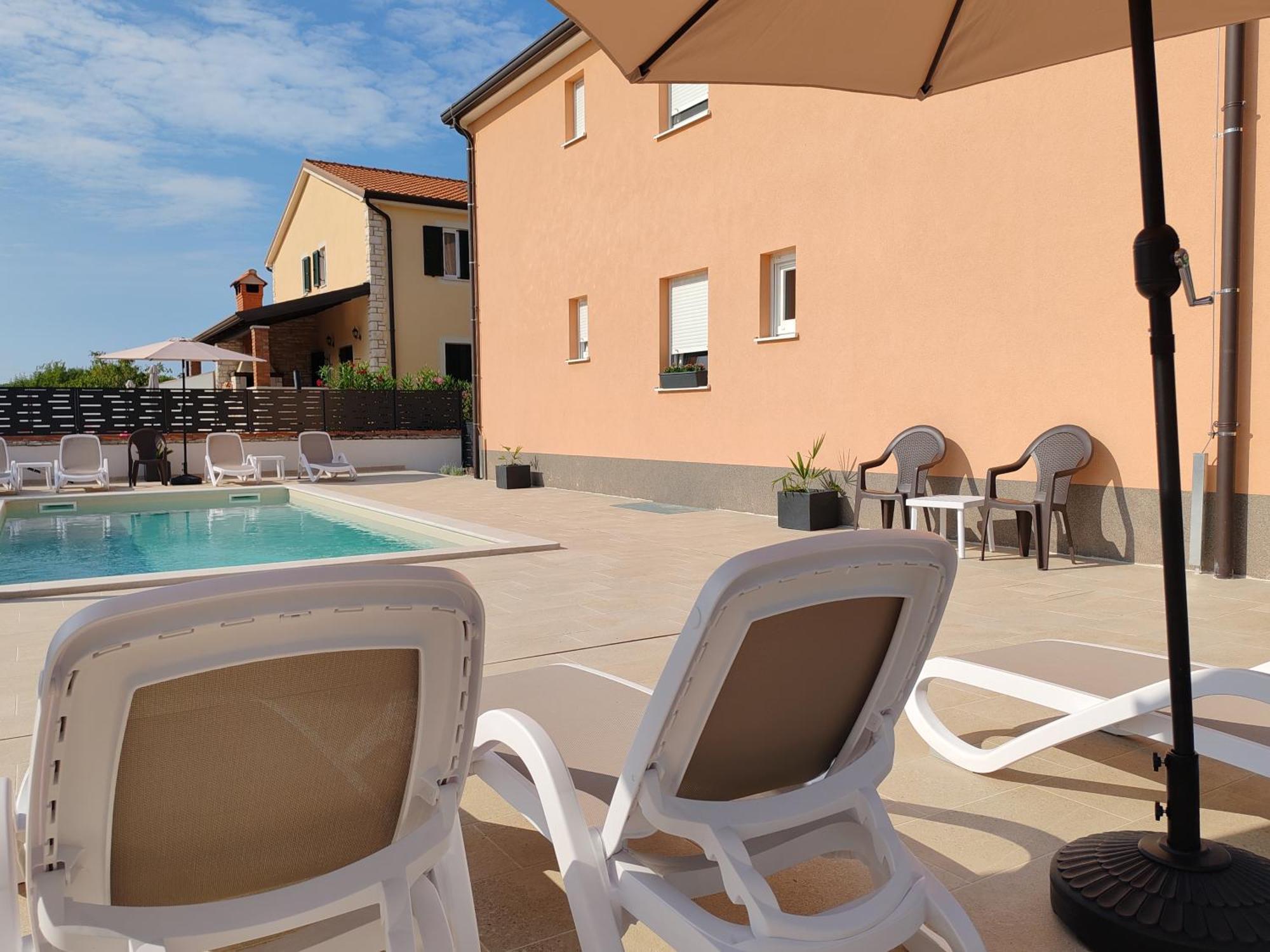 Apartments Oleander Lovrecica-Residence With Pool Lovrečica Exterior foto
